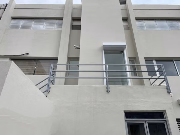Local at El Vergel Ave. February 27 of 80 m2 Second Level