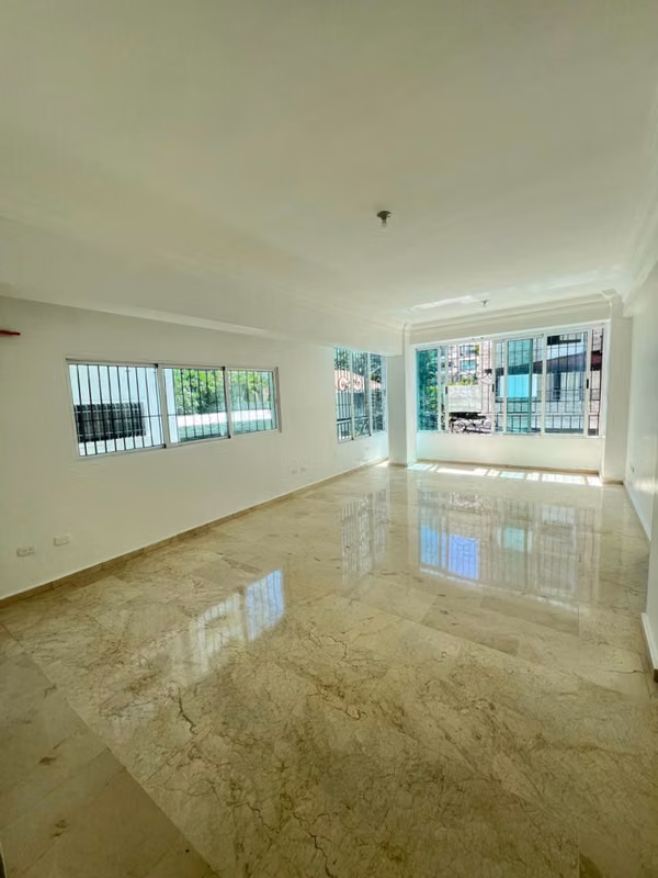 Vendo apto en Piantini 3 hab