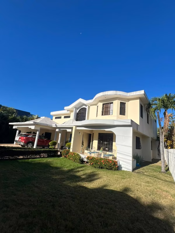 302 CASA EN URB. ATLANTICA, PUERTO PLATA