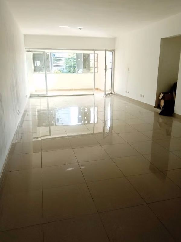 Local en alquiler en Evaristo Morales de 45 mts