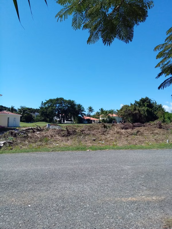 340 SOLARES EN METRO COUNTRY CLUB, JUAN DOLIO