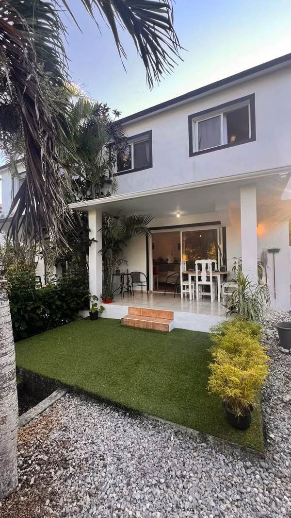 Vendo casa amueblada en Río San Juan Maria Trinidad Sanchez a pasos de la playa