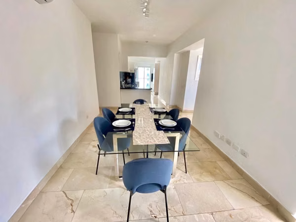 Apartamento amoblado en venta en Piantini, Santo Domingo