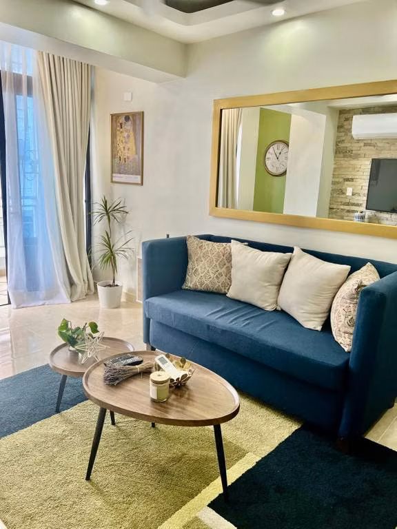Apartamento en renta amueblado de 2 habitaciones en el Ensanche Naco