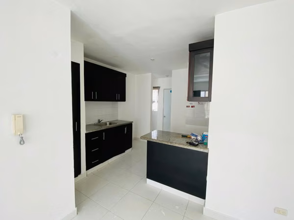 Se alquila un apartamento en el Residencial Joel Arturo V