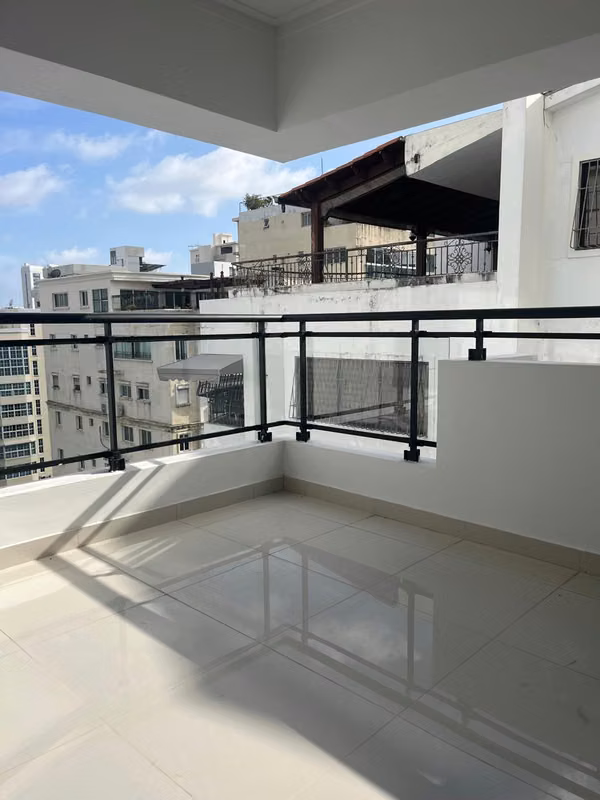 Alquilo Apartamento de 2 Habitaciones en Torre Exclusiva Serralles