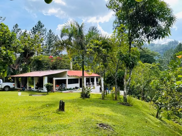 Casa en venta en las montañas de Monseñor Noel Bonao