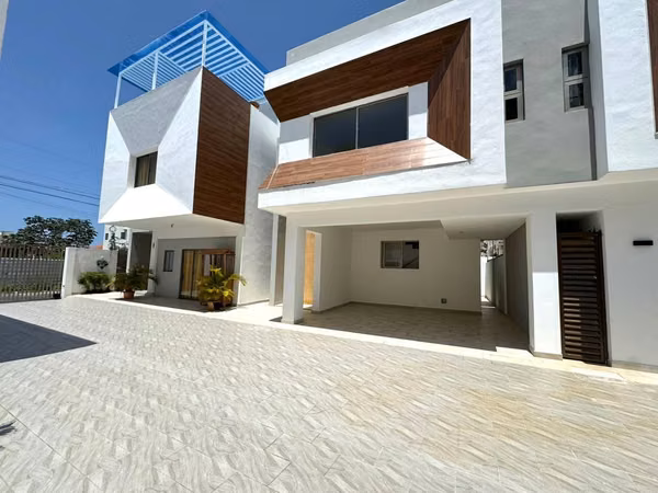 Casa de 3 habitaciones en Venta en Prado Oriental