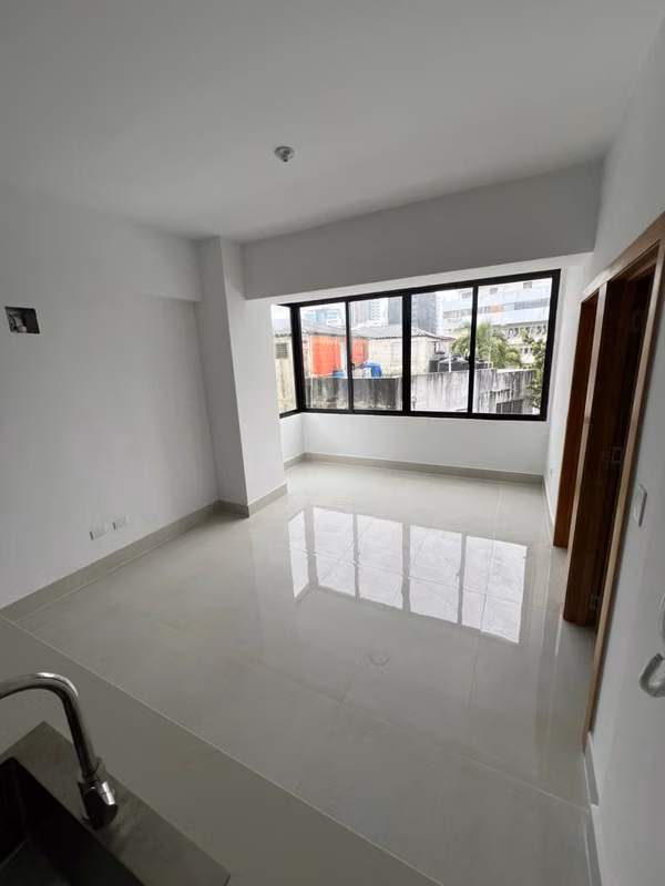 Alquilo apartamento de 2 Habitaciones Nuevo en la Esperilla