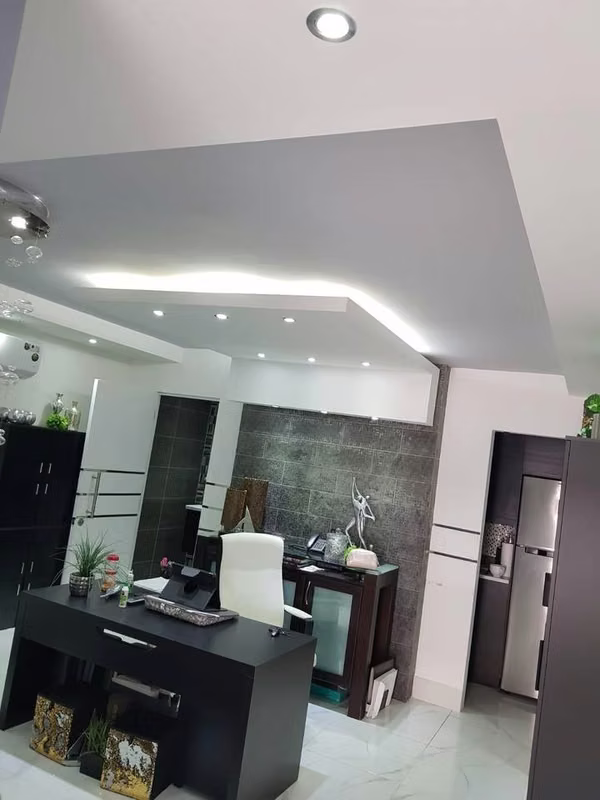Local en alquiler en Bella Vista Santo Domingo
