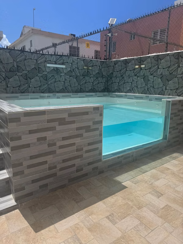 Moderna Casa en Venta en Prado Oriental | 3 Habitaciones + Jacuzzi + Marquesina para 4 Vehículos”