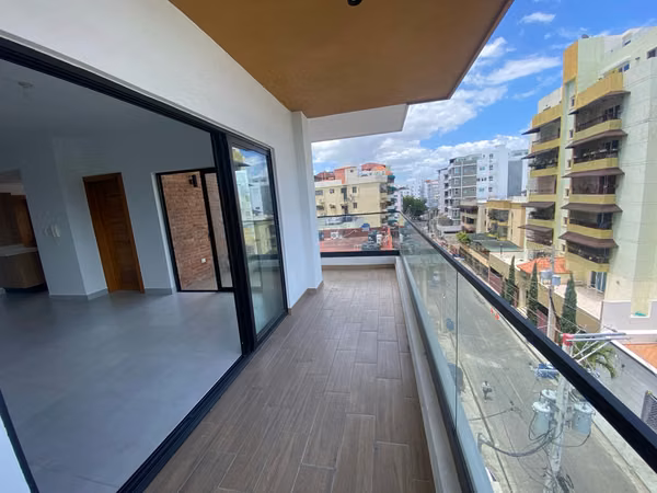 Apartamento en alquiler en Bella Vista Norte de 3 habitaciones