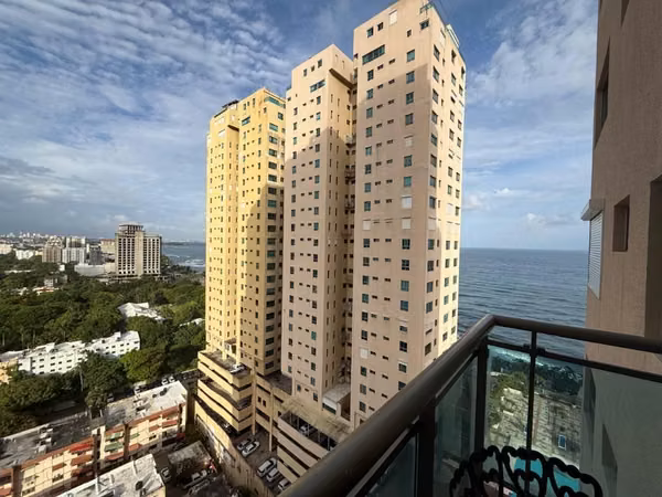 Alquiler de 1Habitacion en Malecón Center Amueblado us$700