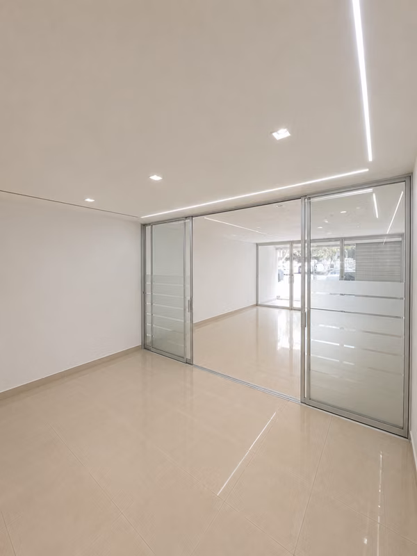First Level Local for Rent in the Ens. Juliet