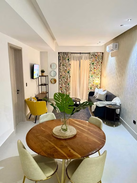 Apartamento amueblado en alquiler en Evaristo Morales