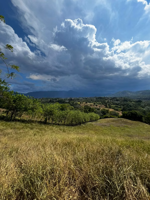 FINCA CON UNA VILLA DE VENTA EN JARABACOA