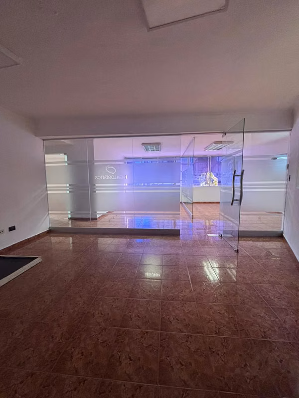 Se Alquila Oficina en Piantini de 150M2