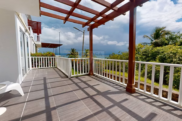 Apartamento venta 3 habitaciones Samana Vista Mare con playa vista al mar