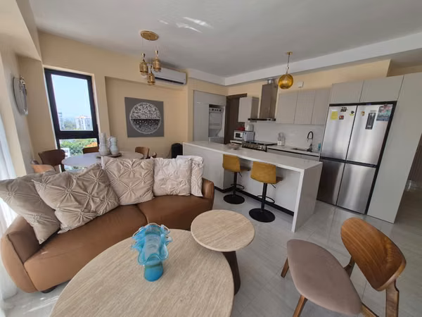 Apartamento en alquiler Bella vista, 2 hab, Amoblado