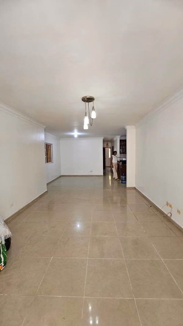 Apartamento en renta de 2 habitaciones 2 baños 1 parqueo