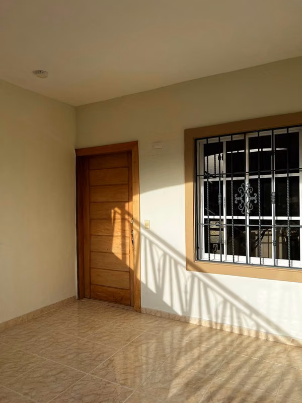 APARTAMENTO CON EXELENTE VISTA EN RENTA