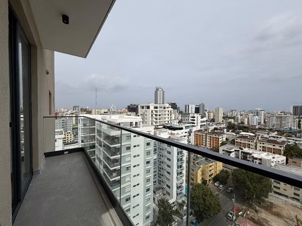Rento 1 Habitación con linea Blanca en Naco