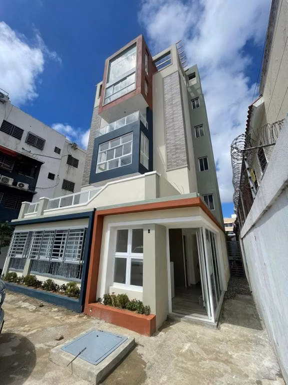 Proyecto de Apartamentos con Ascensor