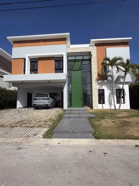 Villa for sale in PuntaCana Village