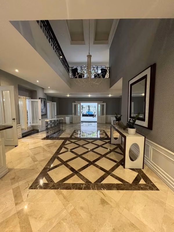 Elegant Apartment for sale, in Piantinis, a few steps from Blue Mall