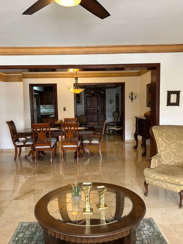 Apartamento en Renta – Amplio, Elegante y Totalmente Amueblado