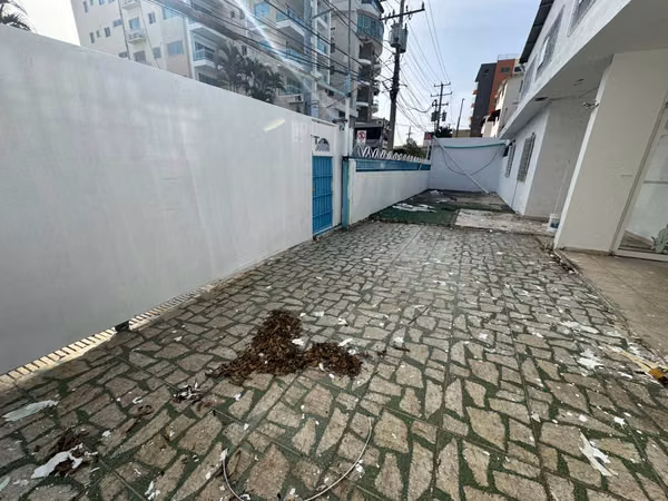 Casa comercial en alquiler