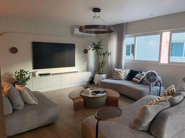 Apartment for Sale of 188 m ² in Evaristo Morales - 124