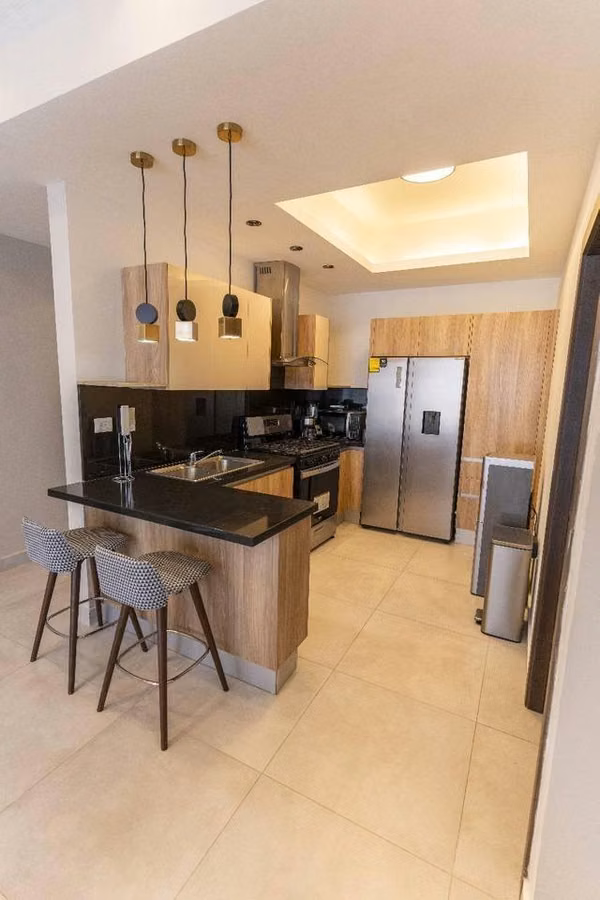 Apartamento Amueblado en Alquiler de 2 Habitaciones en Evaristo Morales
