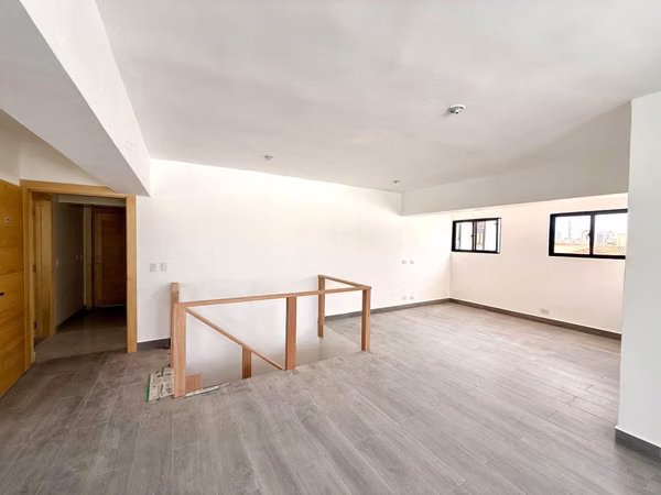 Modern 3 room Penthouse for Sale in Arroyo Hondo