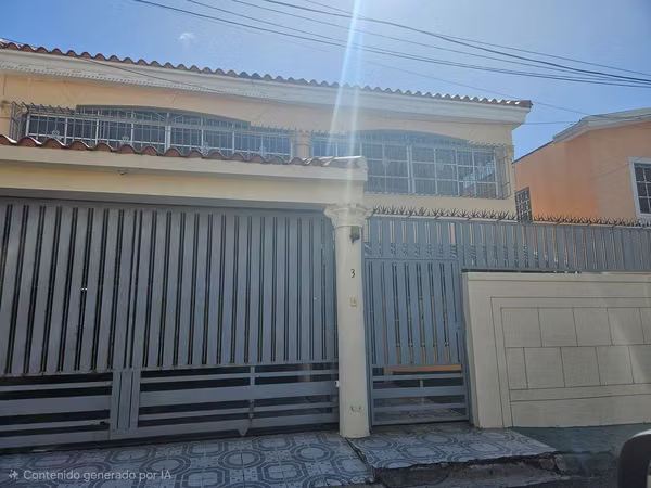 Spacious house in quiet residential area