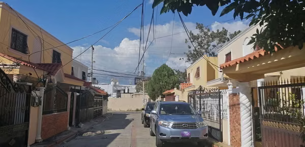 Casa en venta en cabimar, Santo Domingo Este