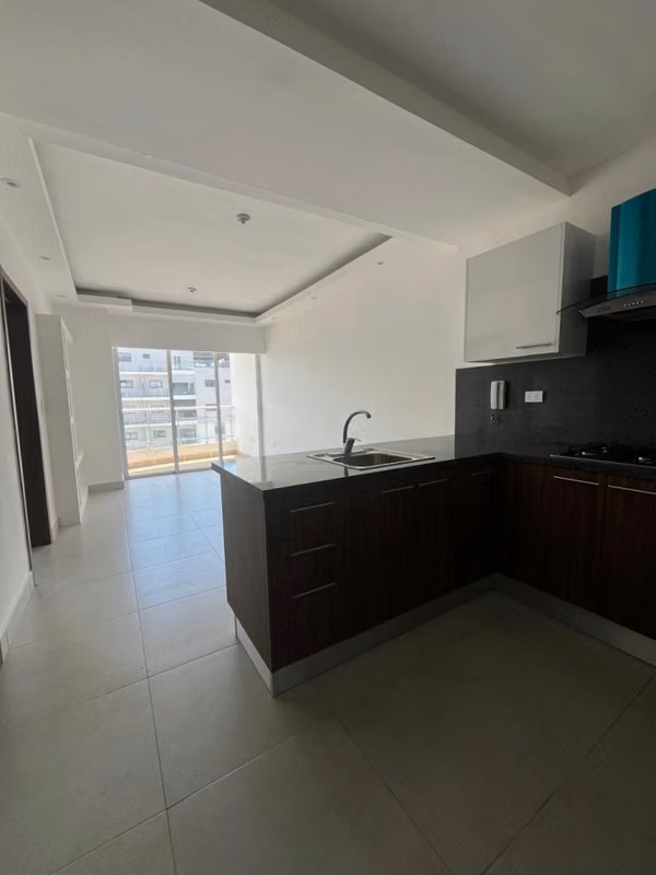 Apartamento en Alquiler de 1 Hab. en Evaristo Morales, Distrito Nacional.