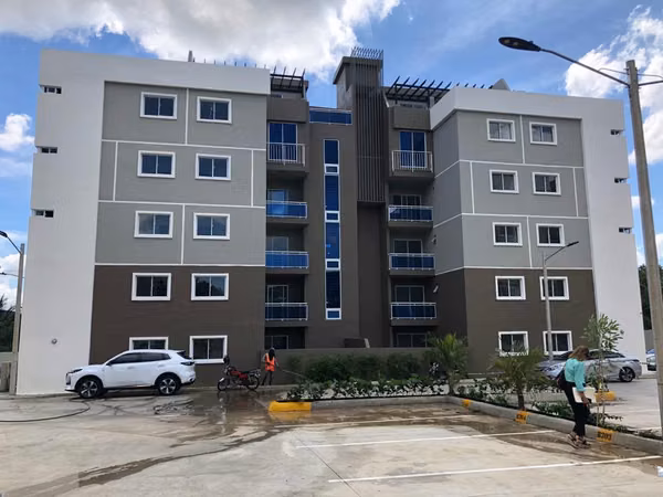 Apartamento en alquiler amueblado en el Residencial Mediterraneo