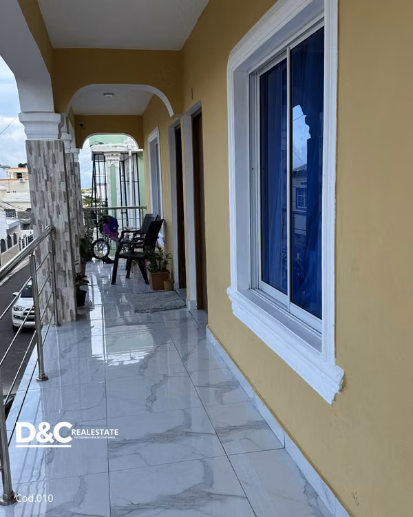 CASA EN VENTA CON DOS APARTAMENTOS INDEPENDIENTES