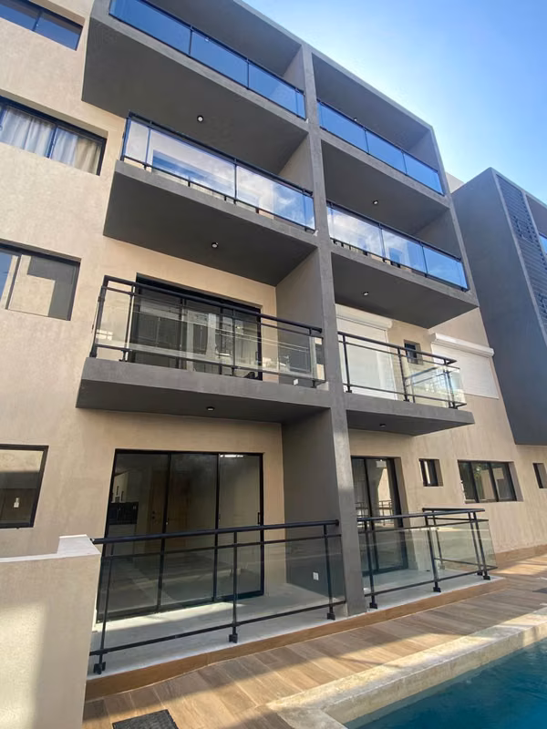 Juan Dolio – Moderno Apto en 4to Piso con Vista al Mar