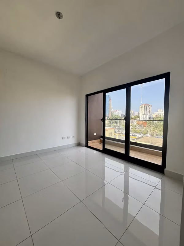 Apartamento Con Lina Blanca En Alquiler De 1 Habitación En La Julia