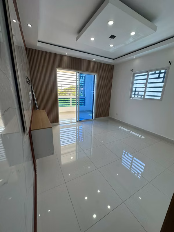 Casa Moderna en Venta en Prado Oriental, Santo Domingo Este