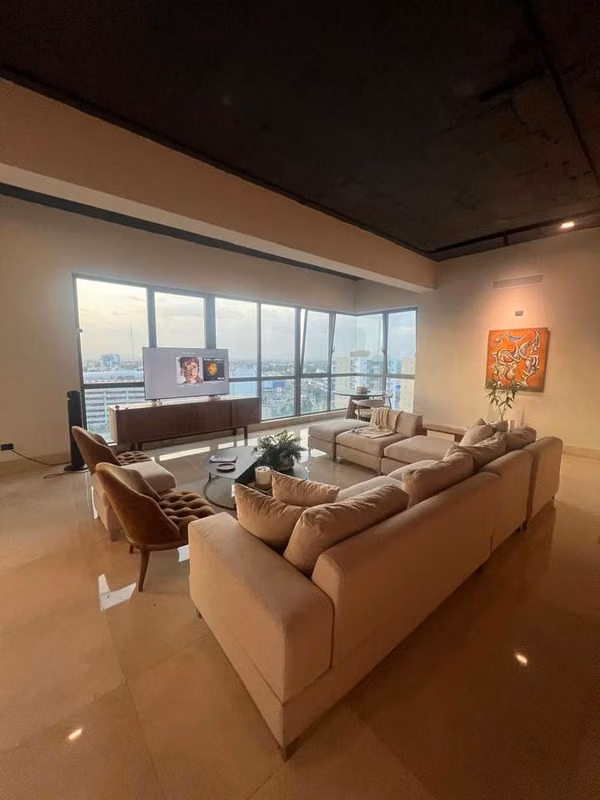 Apartamento en renta amueblado en Serralles /Piso 12
