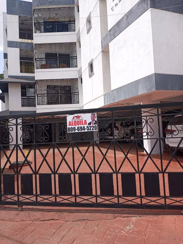 Apartamento en los jardines 2hab