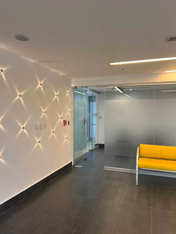 Alquiler oficina en torre corporativa Ensanche Naco