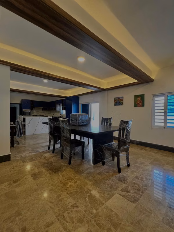 Owner rent executive villa of 600mt construction to 2500USD