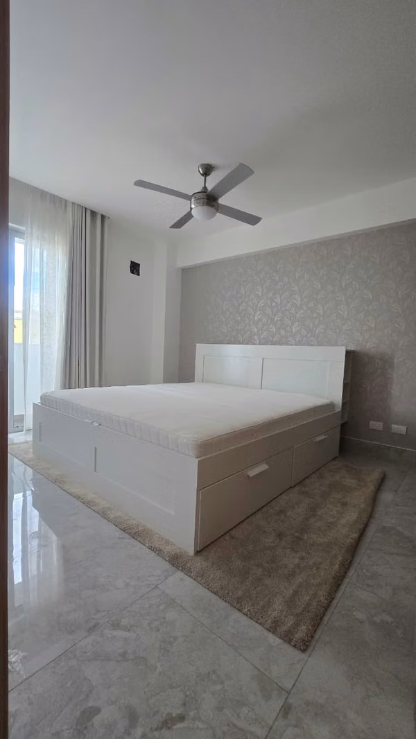 Furnished apartment in Gazcue - 124; Sale