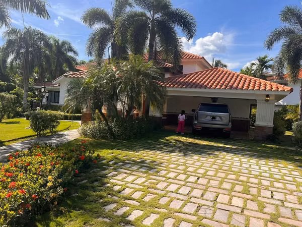 Sell villa in Juan Dolio