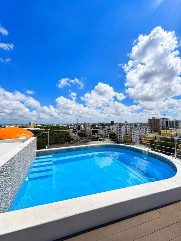 Apartamento tipo Loft de 83 m² en venta en Naco con vista a la ciudad