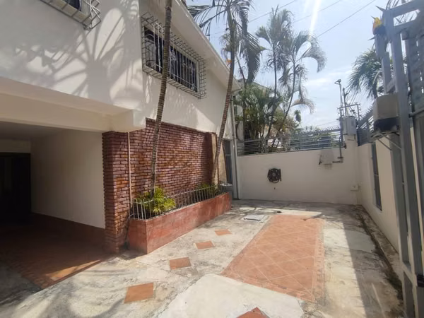 Hermosa casa en venta en Jardines del sur
